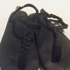 Rainbow T-Strap black sandals size 8
